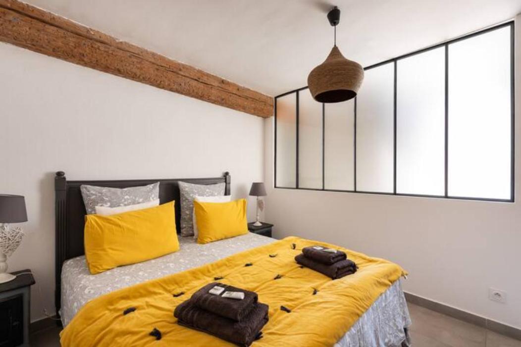 La Tour 1 Appartement Au Coeur Du Centre Ville Л'Іль-сюр-ла-Сорг Екстер'єр фото